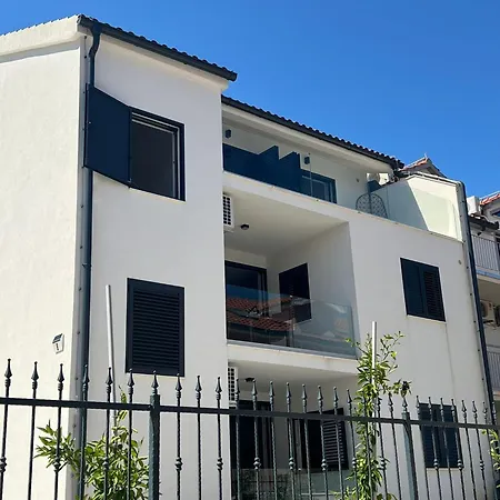 Apartment Solaris